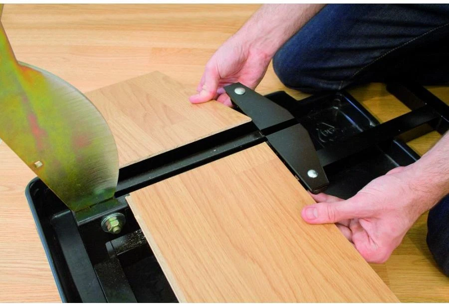Edma STRATICUT 230mm giljotina, laminato bei vinilo grindų dangai pjauti, su atliekų surinktuvu