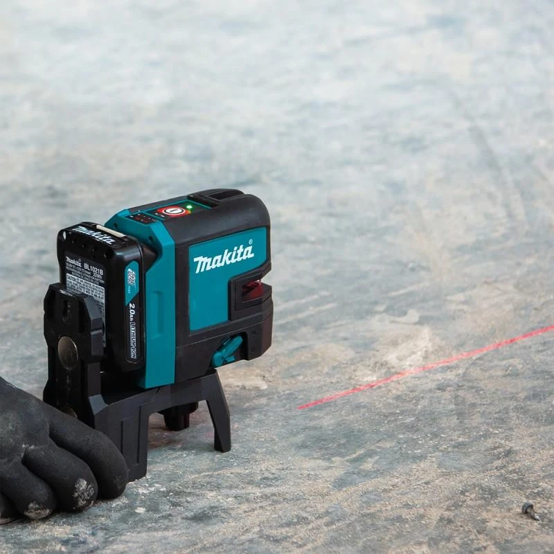 Makita SK106DZ Lazerinis nivelyras su automatinio niveliavimo funkcija, tikslumas ± 0,3mm/1m, IP54