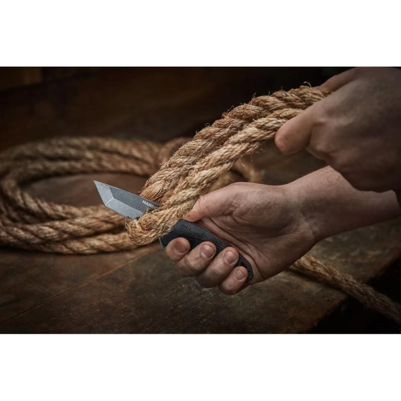 Milwaukee Accessories Atlenkiamas dantytas peilis MILWAUKEE Hardline, juodas