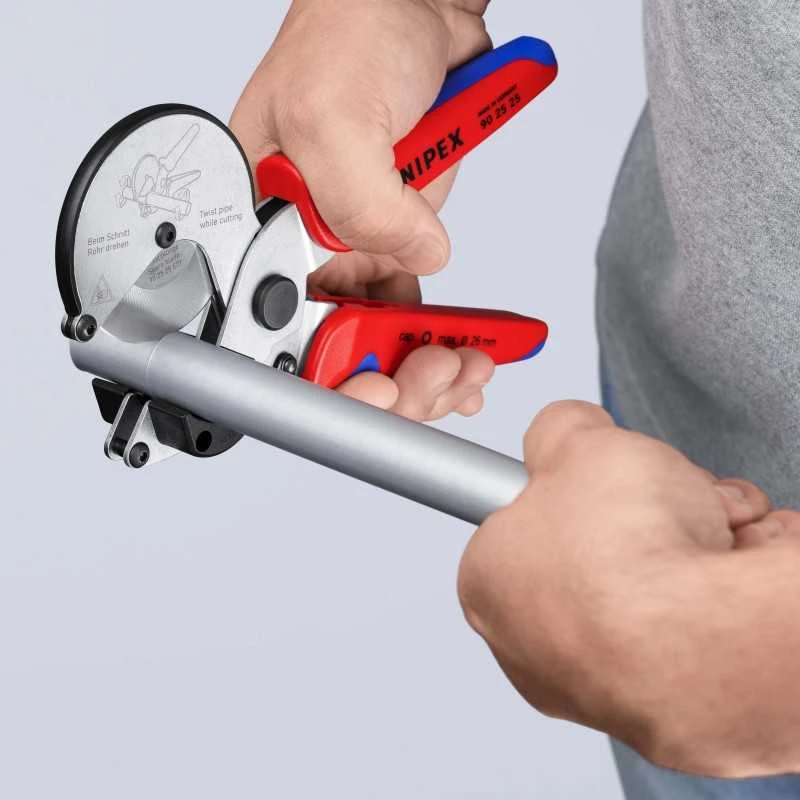 Plastikinių vamzdžių kirpimo replės KNIPEX 9025