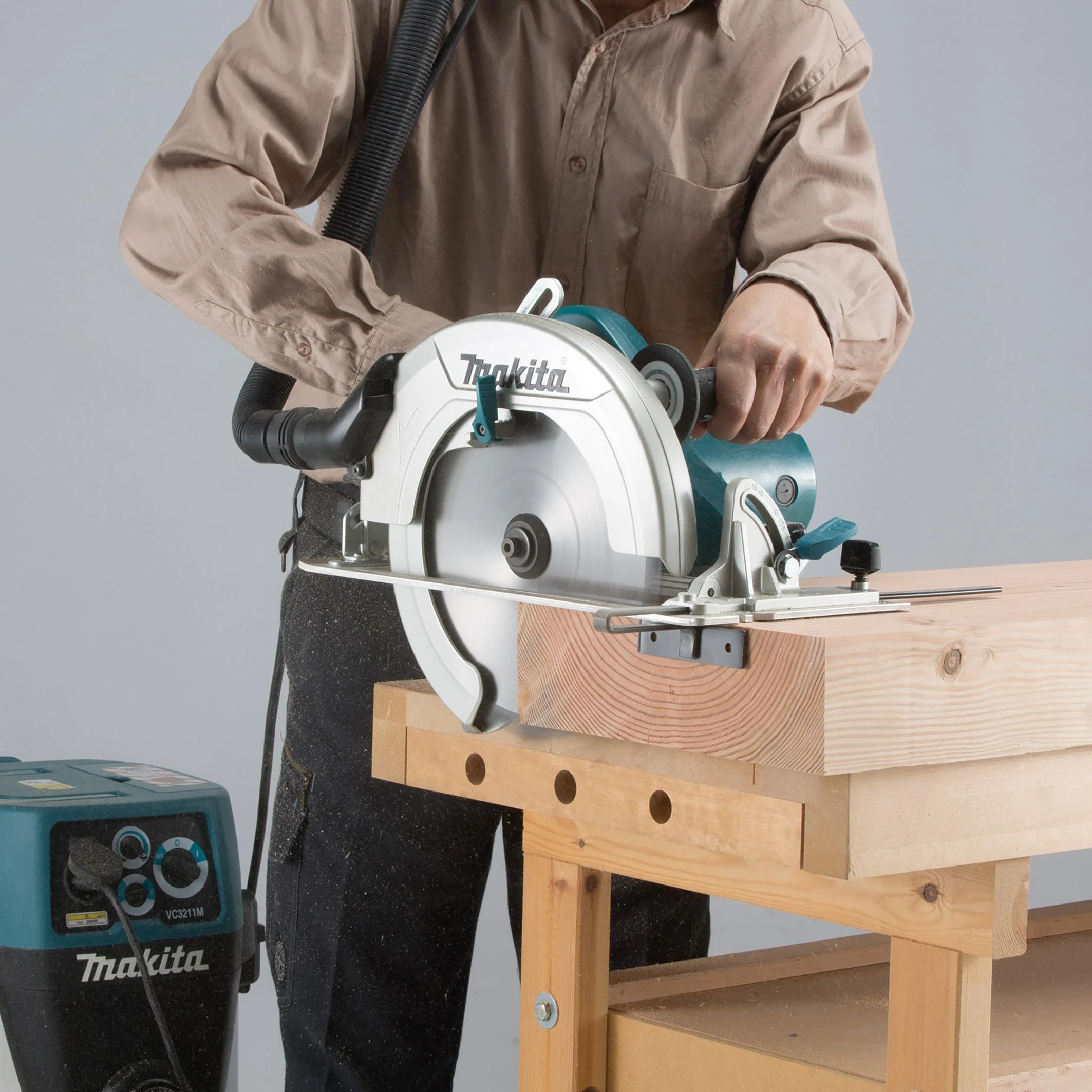 Makita Rankinis diskinis pjūklas HS0600 270 mm