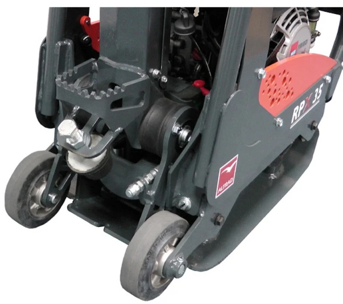 Dvikryptė vibroplokštė ALTRAD RPX35/50 180 kg