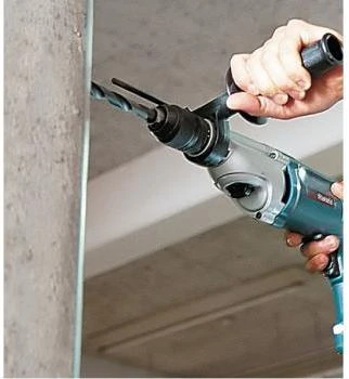 Makita HP2051FJ Smūginis gręžtuvas, 720 W, 0-1200/2900 min-1, 13 mm ranka užveržiamas griebtuvas, LED , MAKPACK