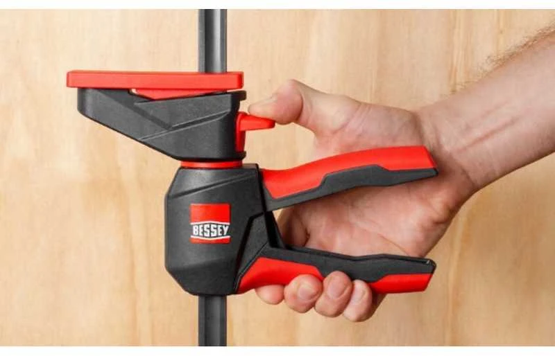 Spaustuvai su pasukama rankena BESSEY 450/80