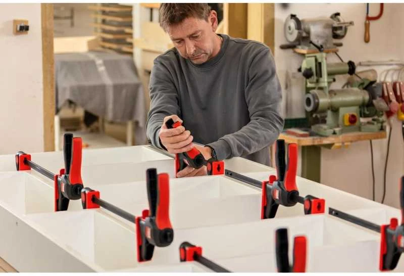 Spaustuvų su pasukama rankena rinkinys BESSEY 300/80