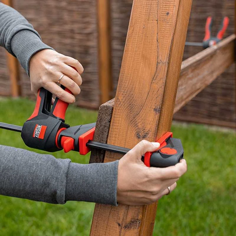 Spaustuvų su pasukama rankena rinkinys BESSEY 300/80
