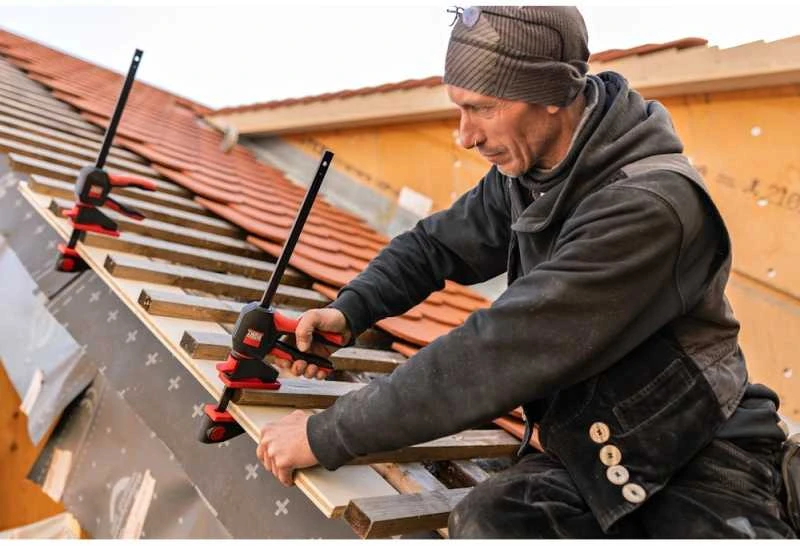 Spaustuvų su pasukama rankena rinkinys BESSEY 300/80