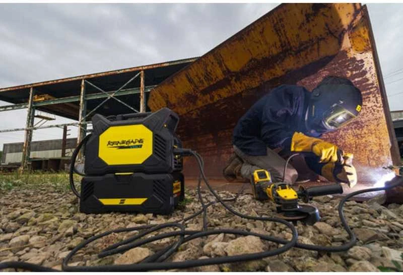 Akumuliatorinis suvirinimo aparatas ESAB Renegade Volt ES 200i