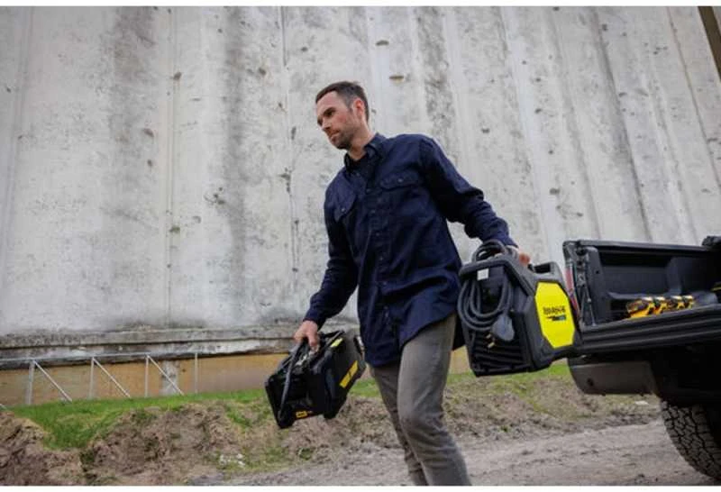 Akumuliatorinis suvirinimo aparatas ESAB Renegade Volt ES 200i
