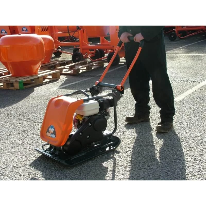 Vienakryptė vibroplokštė ALTRAD PCX 20/50 100 kg
