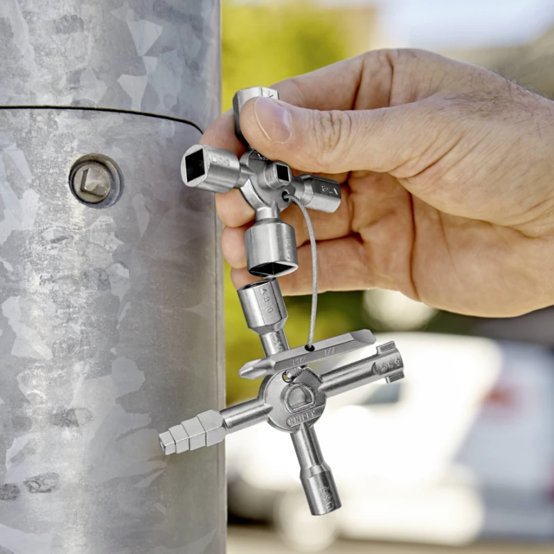 Universalus spintų raktasTwinKey, Knipex