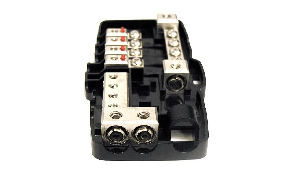 4 Connect 4-FB420 +/- fuseholder 2x50/4x20mm2