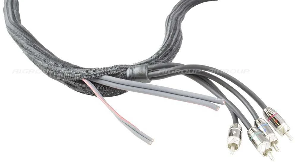 FOUR Connect RCA garso kabelis su apsaugine mova