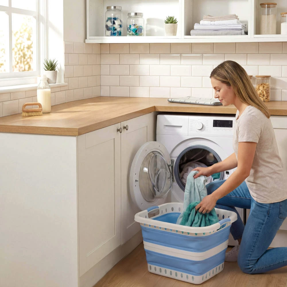 Beldray LA00000152EU7 40L Collapsible Laundry Basket, Baltas/Mėlyna
