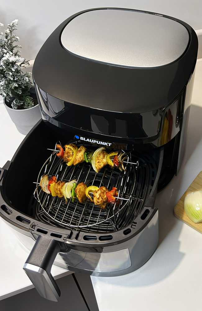 Gruzdintuvė Blaupunkt deep fat fryer AFD712 (non-fat; 7.2 l; 1800W)