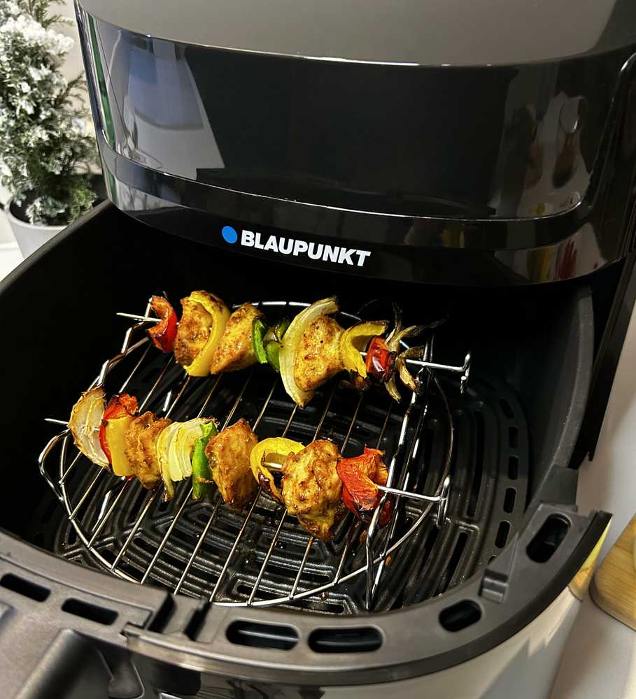 Gruzdintuvė Blaupunkt deep fat fryer AFD712 (non-fat; 7.2 l; 1800W)
