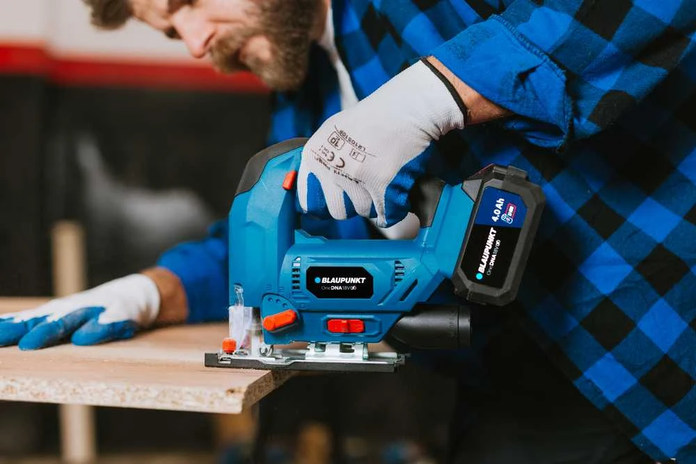 CORDLESS siaurapjūklis BLAUPUNKT CJ5010 18V