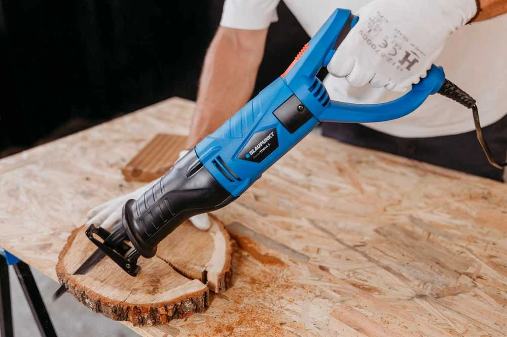 Blaupunkt RS6010 1.2 kW sabre saw