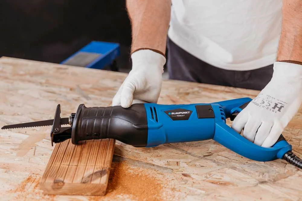 Blaupunkt RS6010 1.2 kW sabre saw
