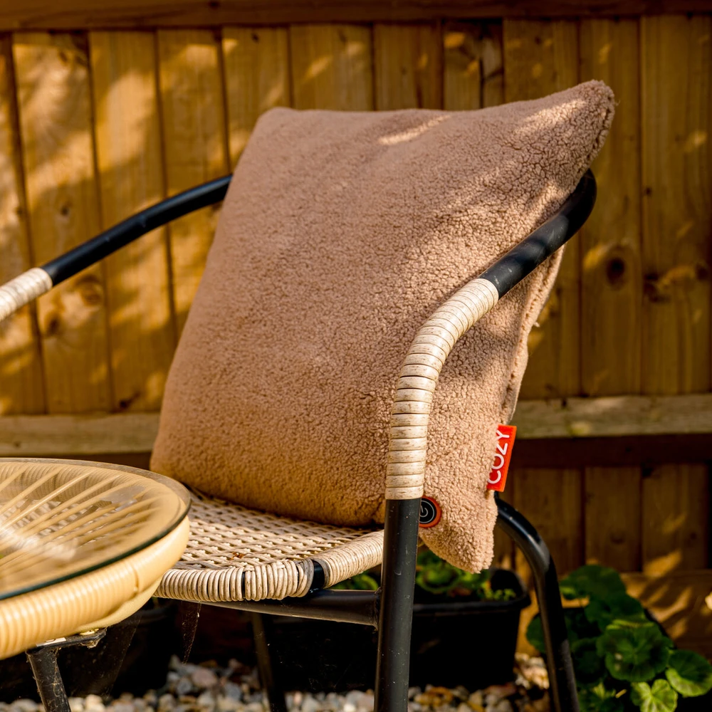 Bodi-Tek BT-CSHT2-W-LC-PB10 COZY Una šildoma komforto pagalvėlė 45 x 45 cm, šviesiai šokoladinė