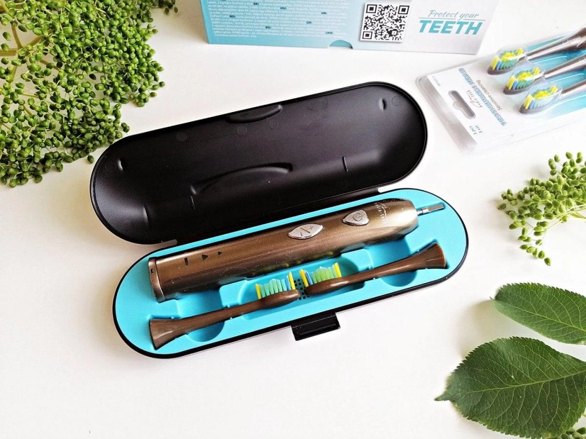 Elektrinis dantų šepetėlis su Sonic WaveClean technologija Media-Tech MT6510, su kelioninė dėtuve ir 2 antgaliais