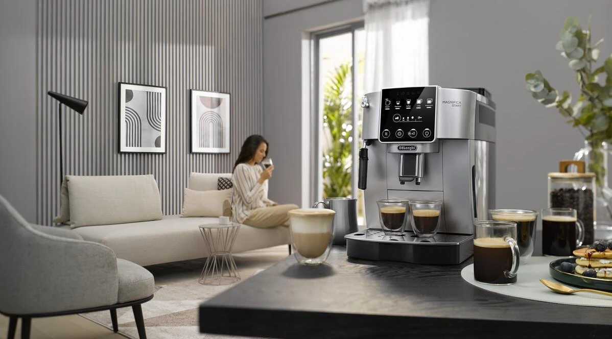 DELONGHI Magnifica Start ECAM220.30.SB Fully-automatinis espresso, cappuccino Kavos aparatas