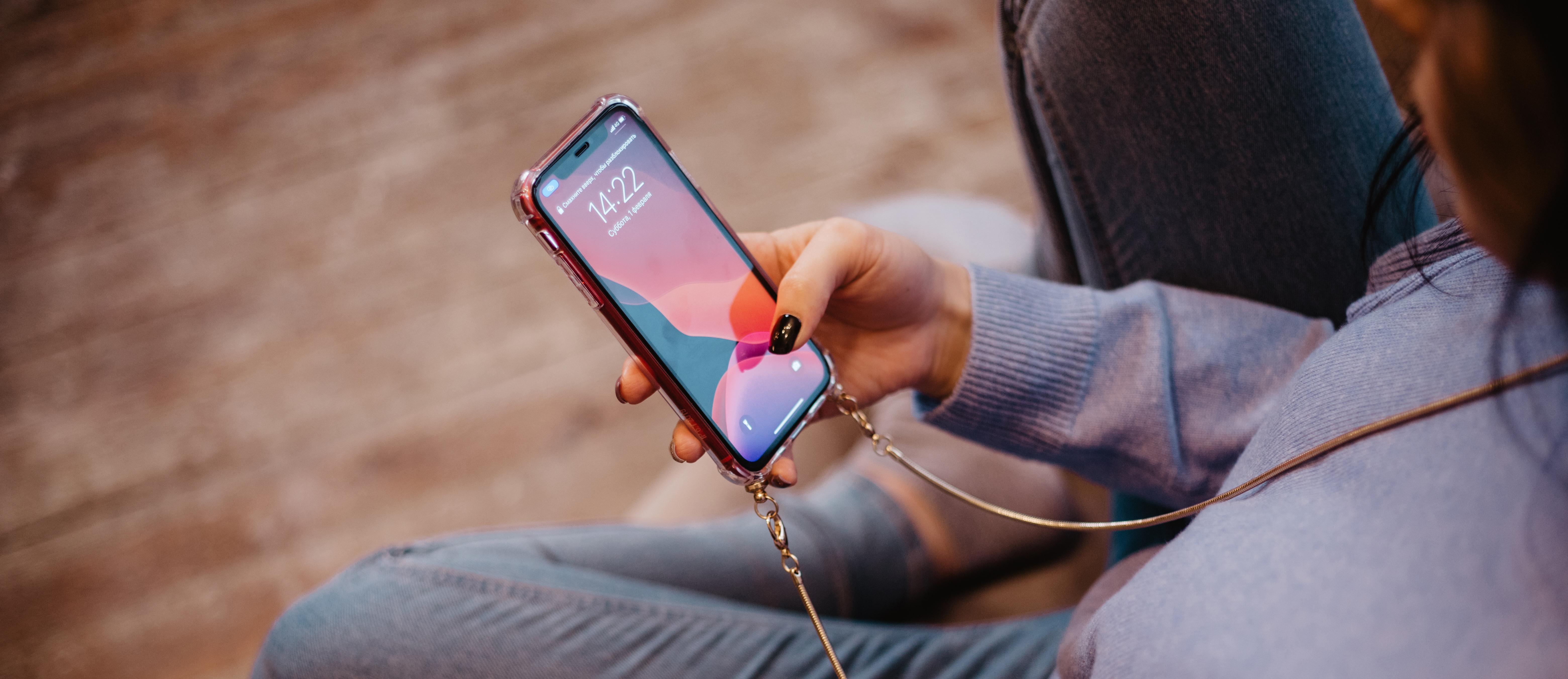 Dėklas Evelatus Xiaomi Xiaomi Redmi Note 8 / Redmi Note 8 2021 Silicone Transparent with Necklace TPU Strap Gold