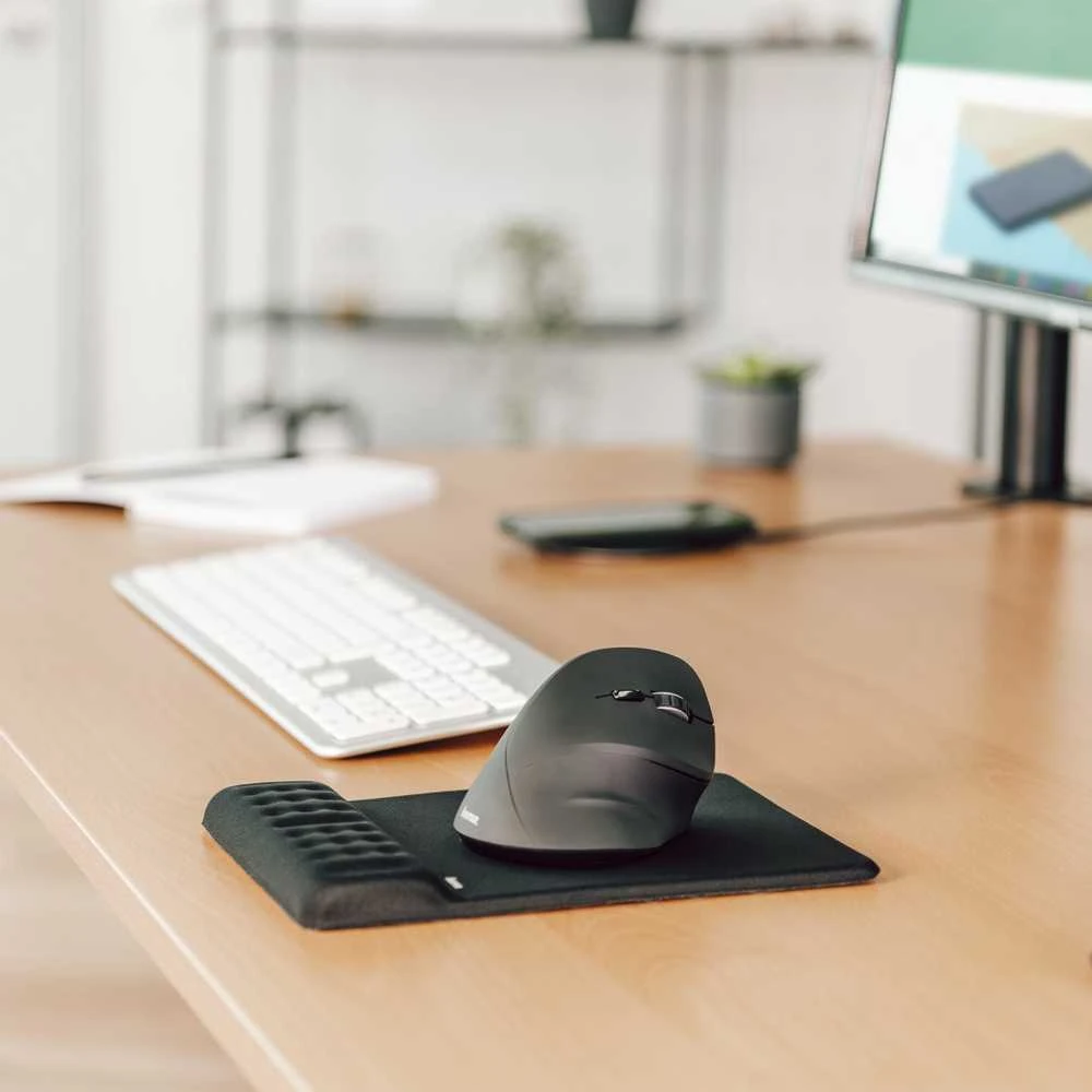 Belaidė pelė su 6 mygtukais  HAMA Vertical Ergonomic EMW-500, juoda