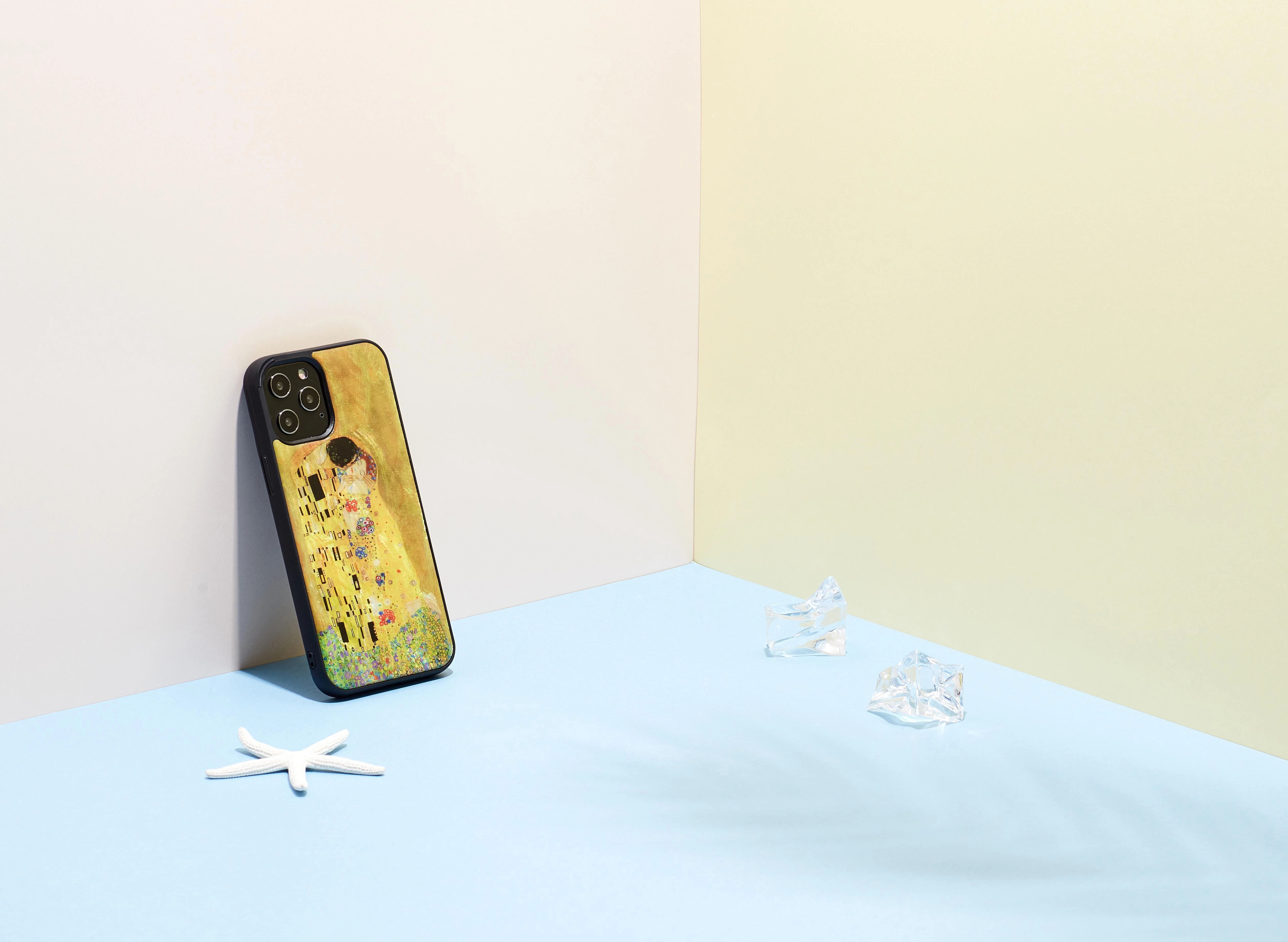 Dėklas iKins case for Apple iPhone 12/12 Pro kiss juodas