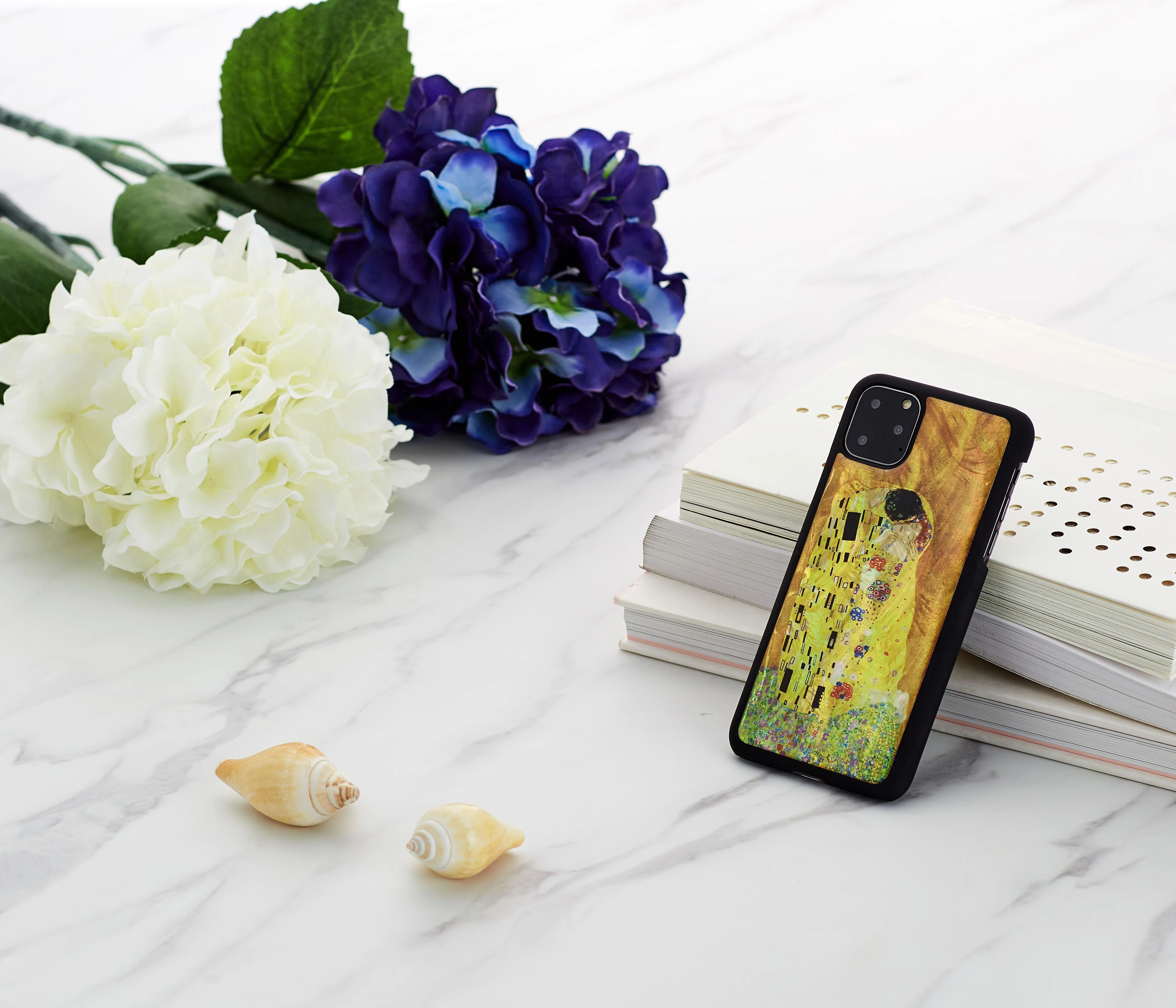 Ikins Juodas telefono dėklas iPhone 11 Pro Max