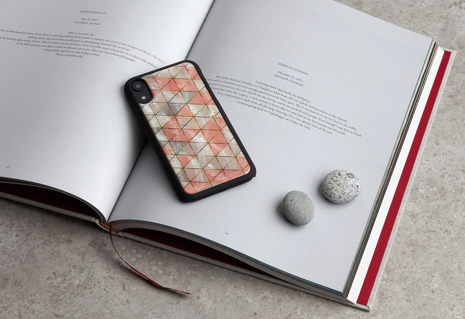 Ikins Juodas telefono dėklas iPhone XR