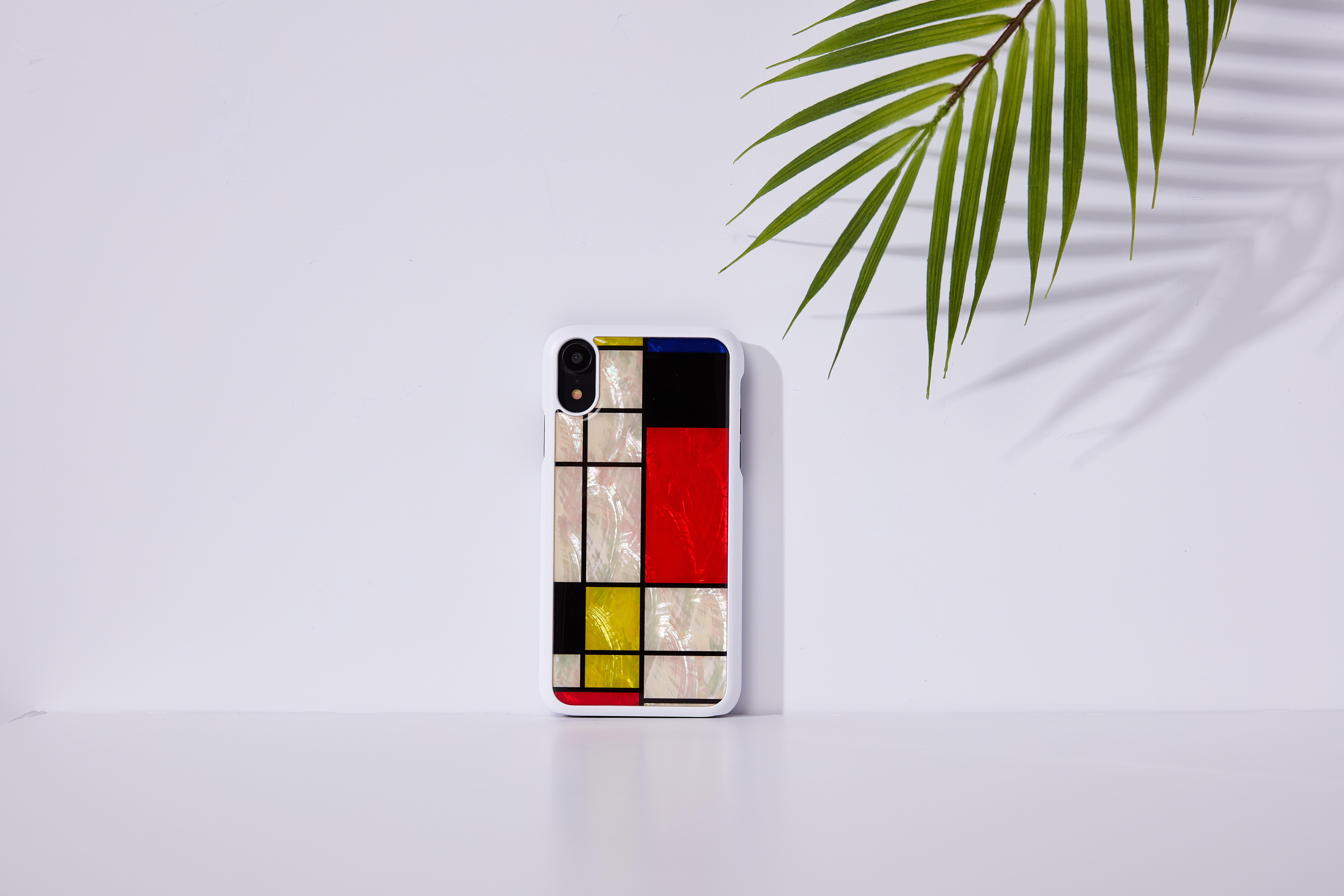 Ikins Telefono dėklas iPhone XR, baltas su mondriano raštu