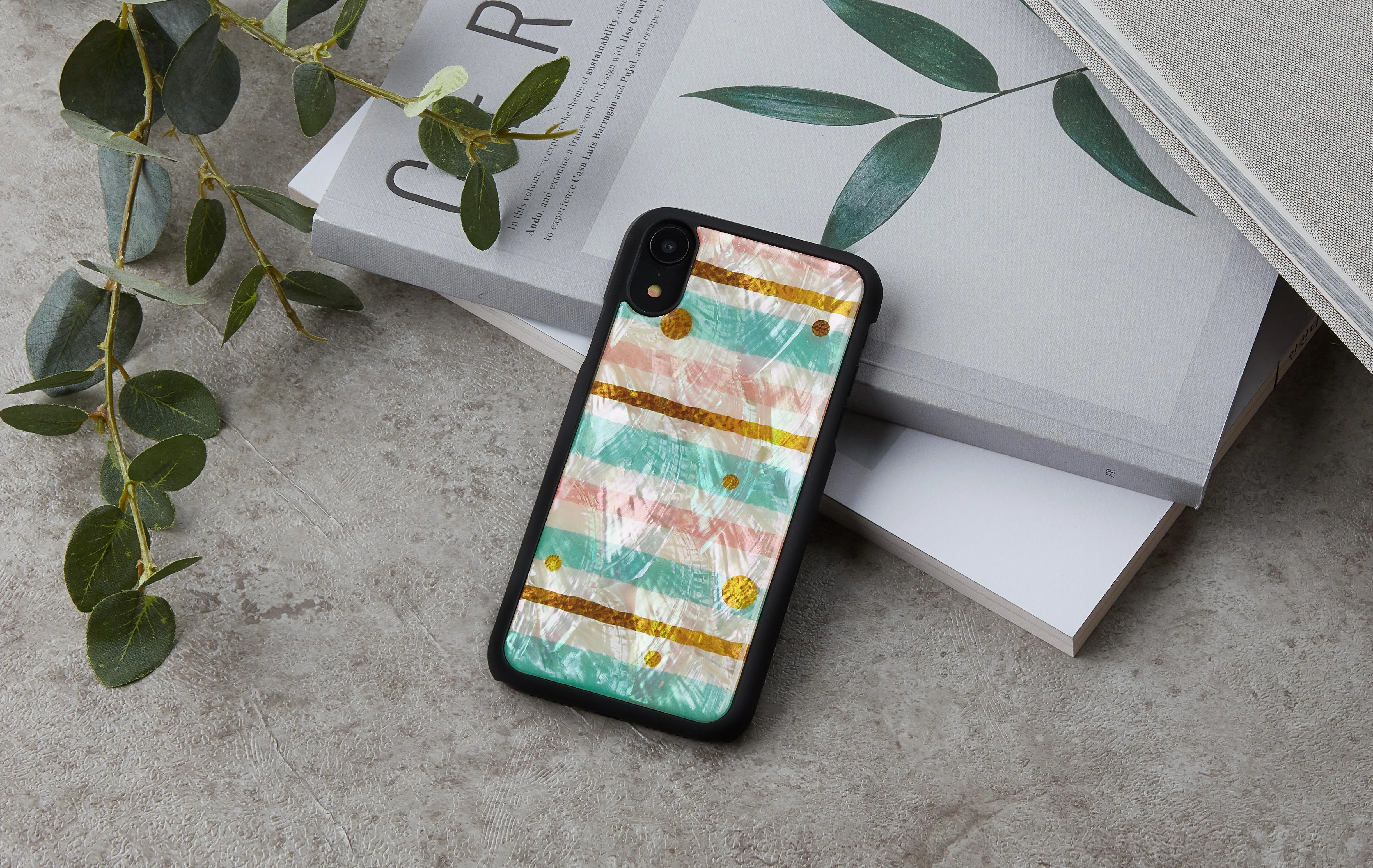 Ikins Juodas telefono dėklas iPhone XR