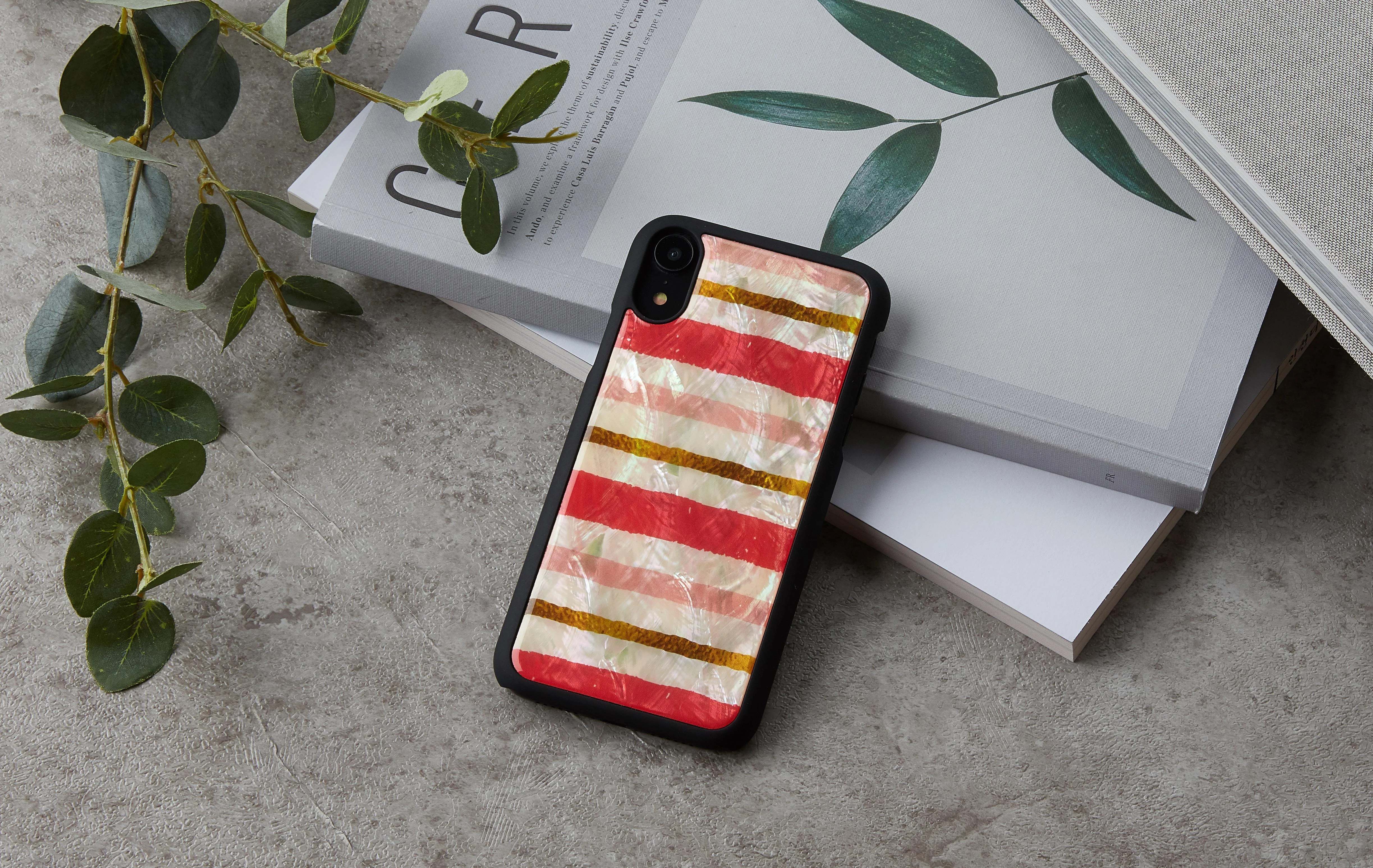 Ikins Juodas telefono dėklas iPhone XR