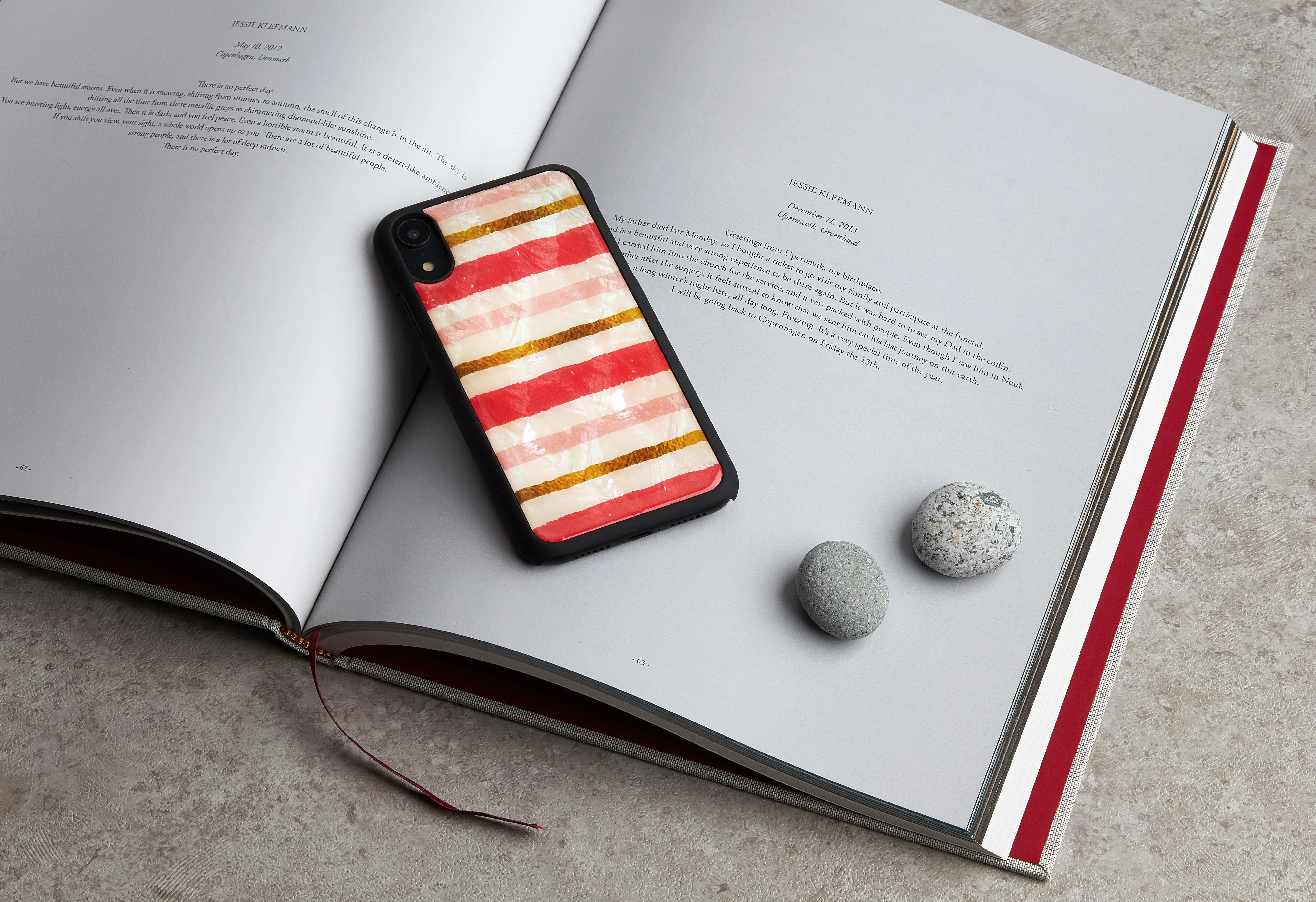 Ikins Juodas telefono dėklas iPhone XR