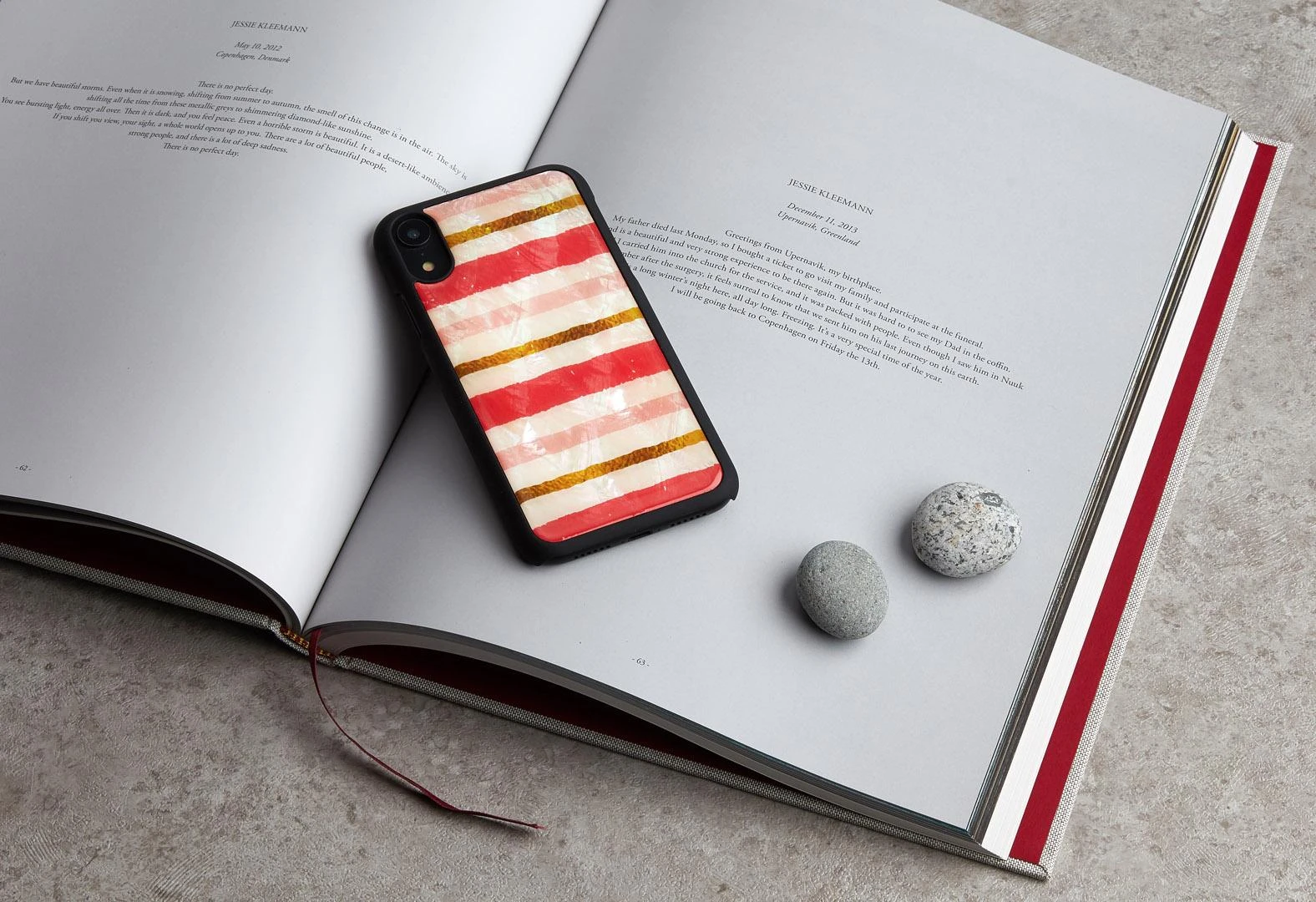 Ikins Juodas telefono dėklas iPhone XR