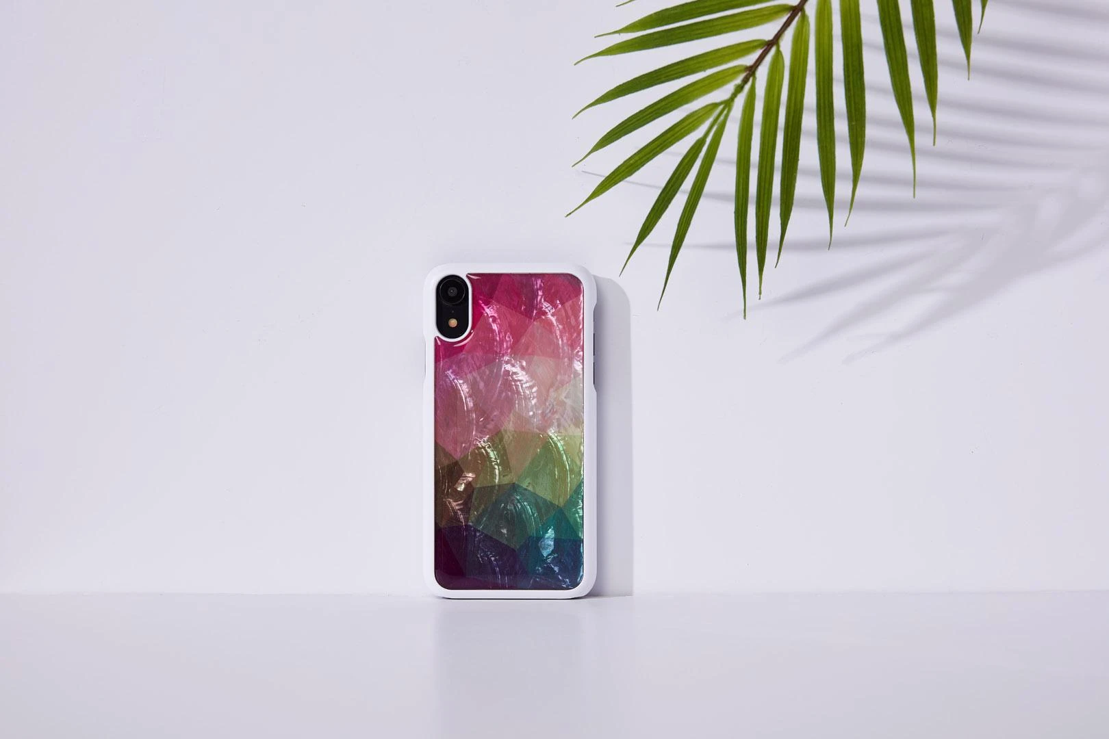 Ikins Baltas telefono dėklas iPhone XR su vandens gėlėmis