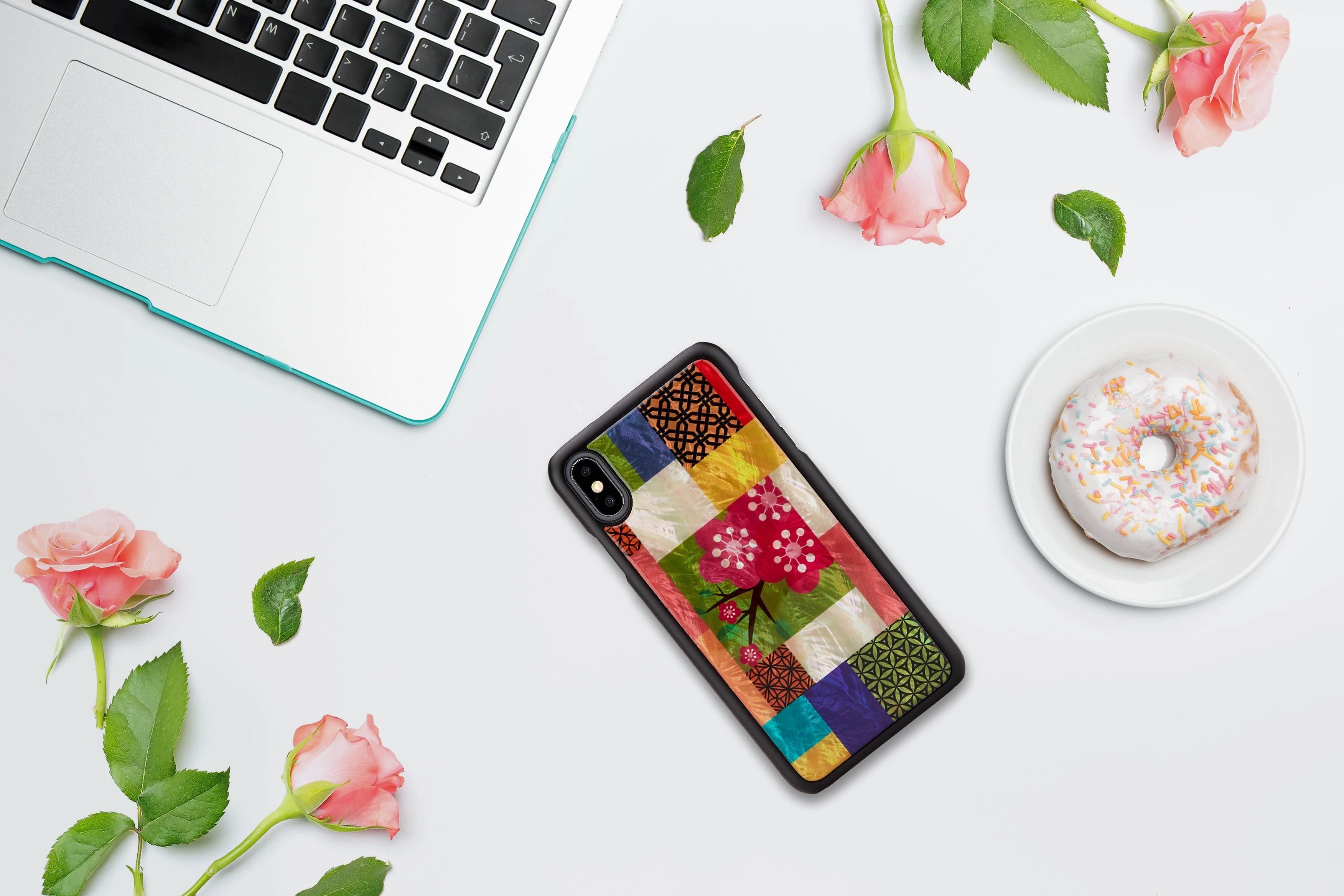 Ikins Telefono dėklas iPhone XS Max, juodas su vyšnių žiedų raštu