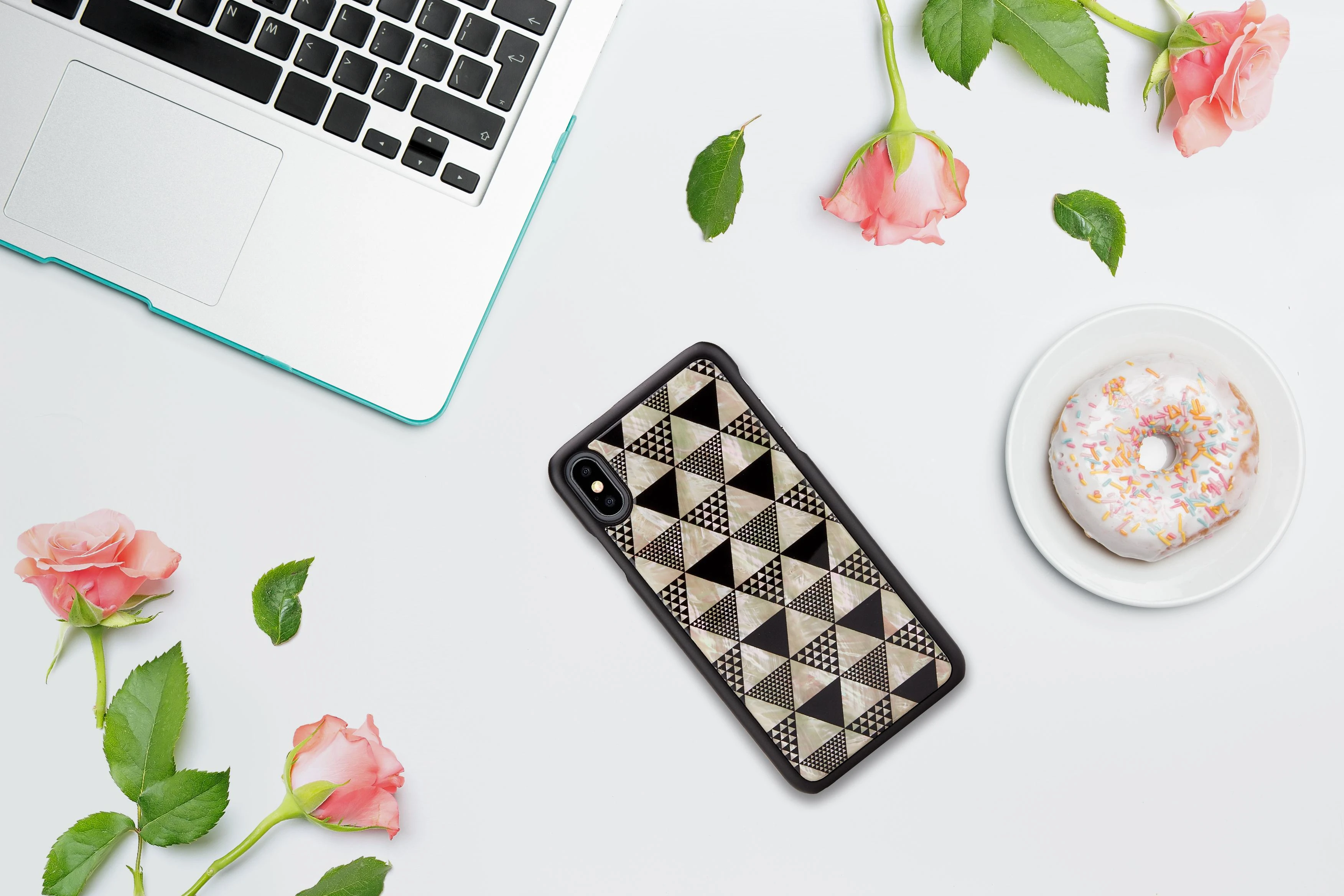 Ikins Juodas telefono dėklas iPhone XS Max, Pyramid