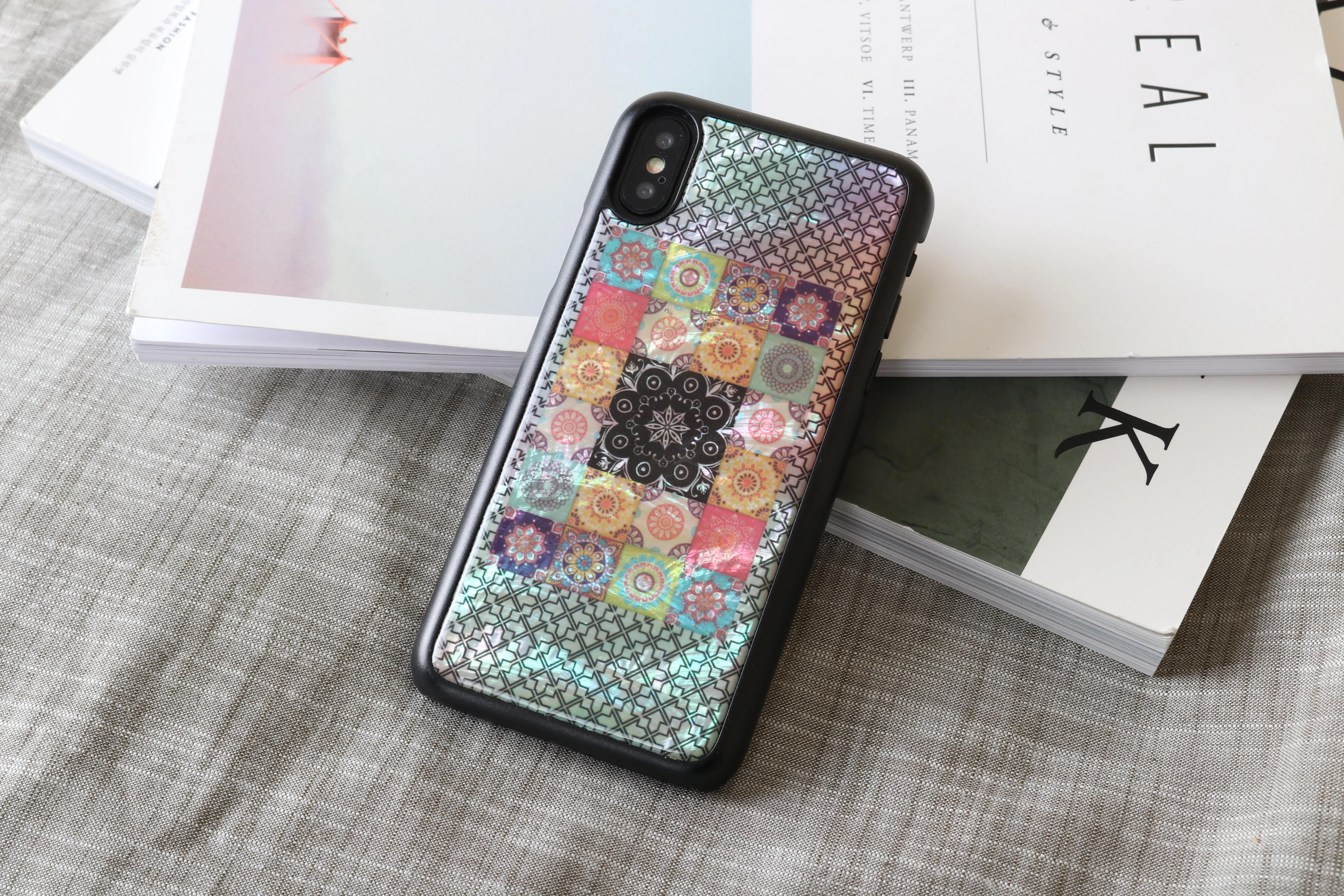 Ikins Telefono dėklas iPhone XS/S, juodas su gėlių raštu