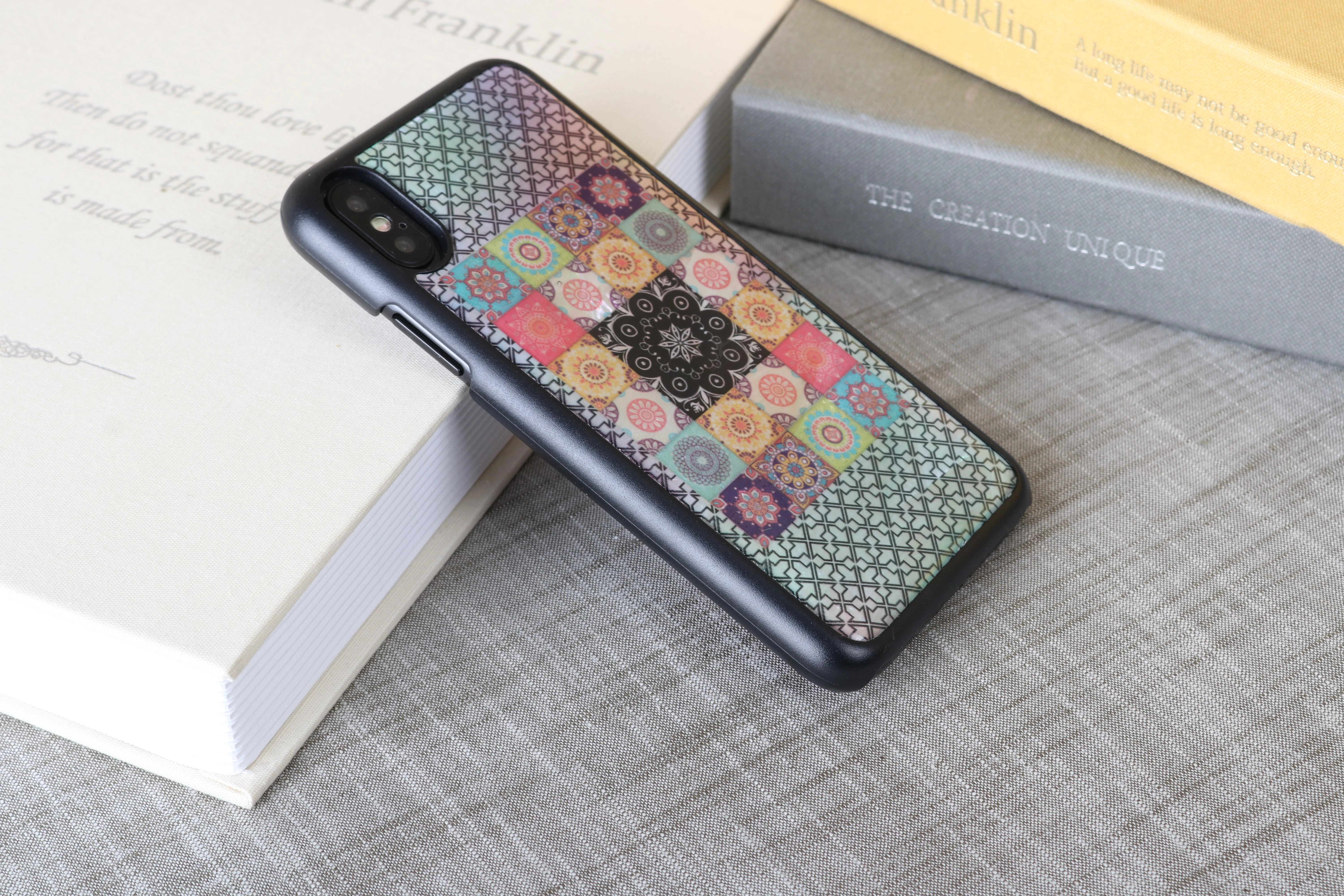 Ikins Telefono dėklas iPhone XS/S, juodas su gėlių raštu