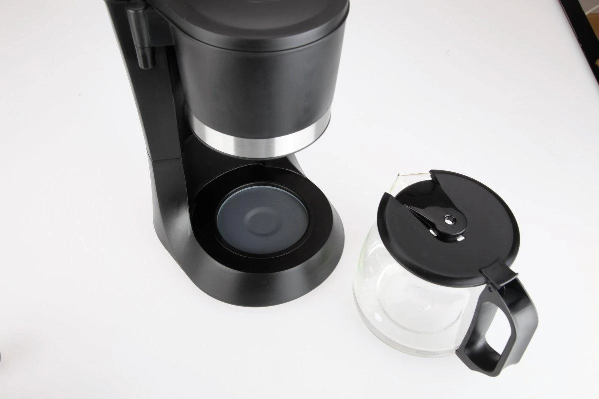 Jata Kavos aparatas - Smeg Superautomatinis 2-12 puodelių nuolatinis filtras raudonas