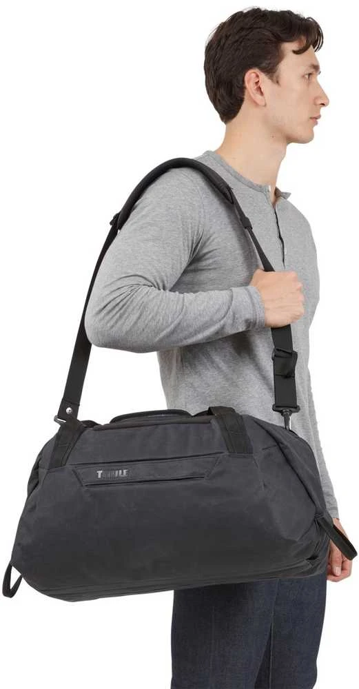 Thule | Sportinis krepšys 35L | TAWD-135 Aion | Krepšys | Dirželis per petį | Juodas