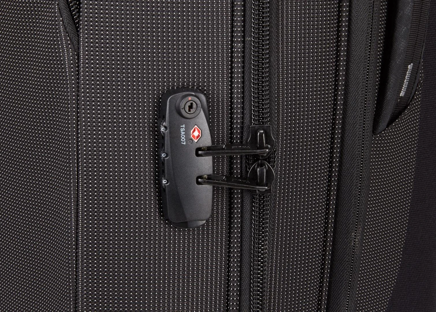 Kelioninis Thule | Tinka iki " | Expandable Spinner 76/30" | C2S-30 Crossover 2 | Luggage | Juodas | "