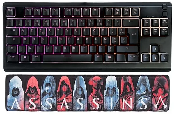 „Subsonic Ergopad“ „Assassins Creed“