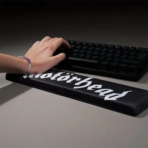 „Subsonic Ergopad Motorhead“
