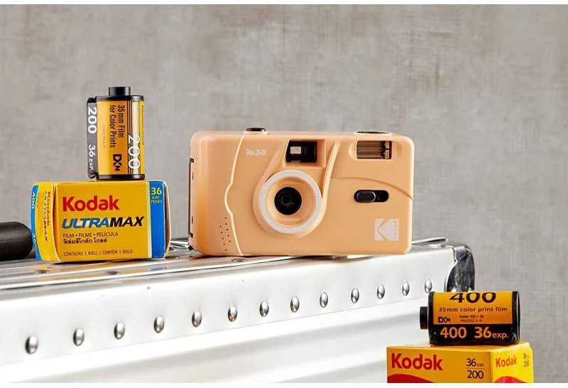 KODAK FILM CAMERA M38 GRIPEFRUIT