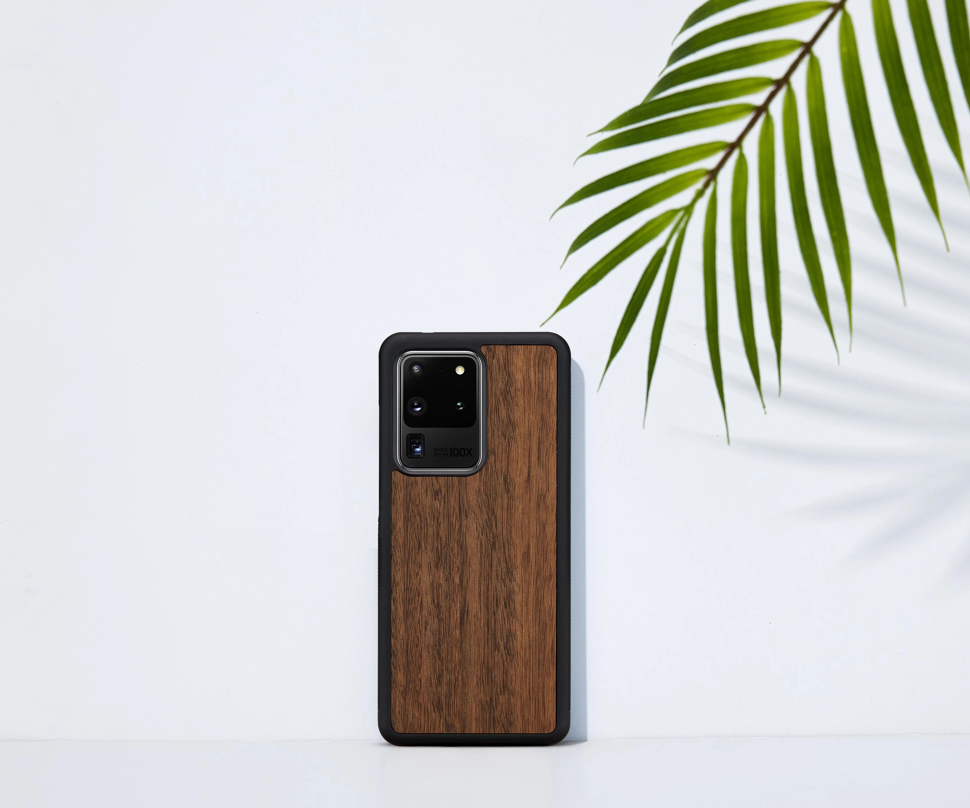 Dėklas MAN&WOOD case for Galaxy S20 Ultra koala juodas