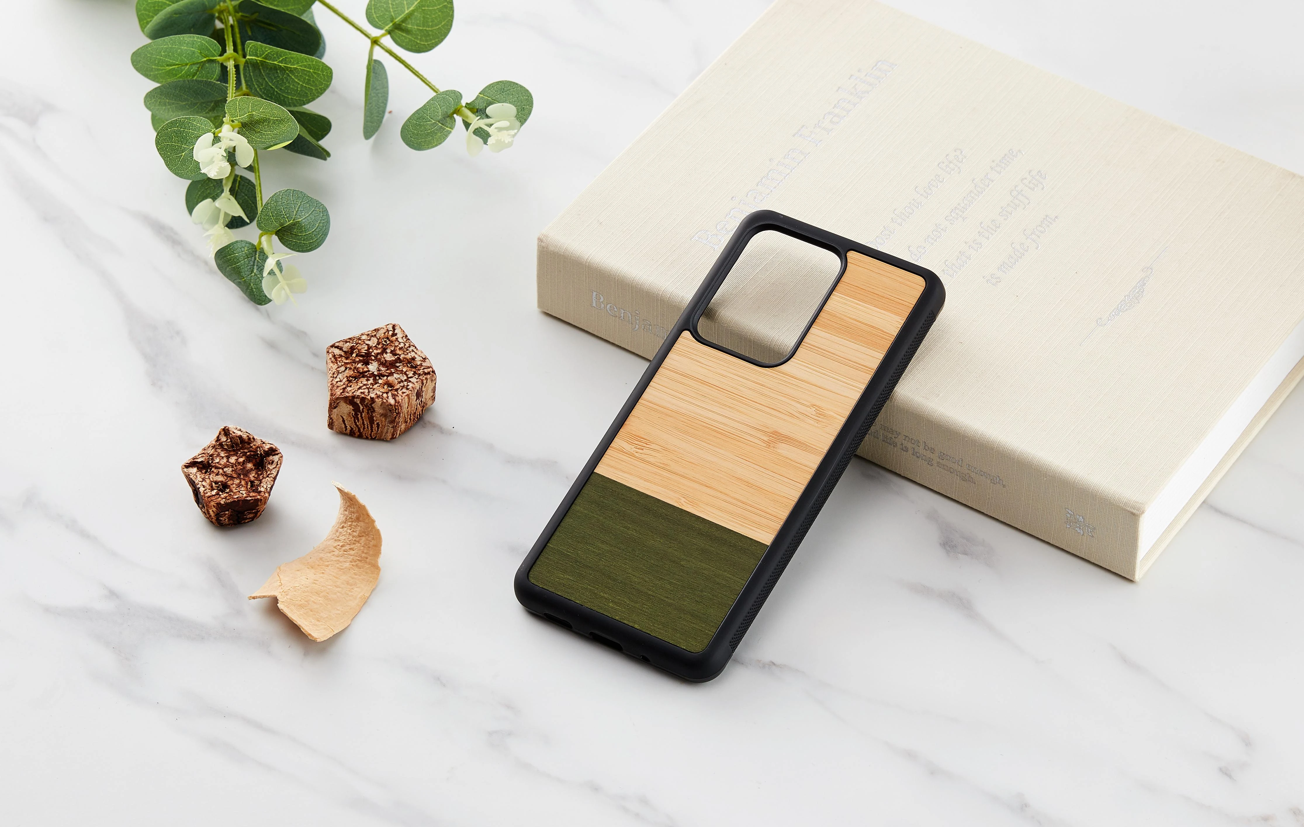 MAN&WOOD dėklas skirtas Galaxy S20 Ultra bamboo skirtasest juodos spalvos