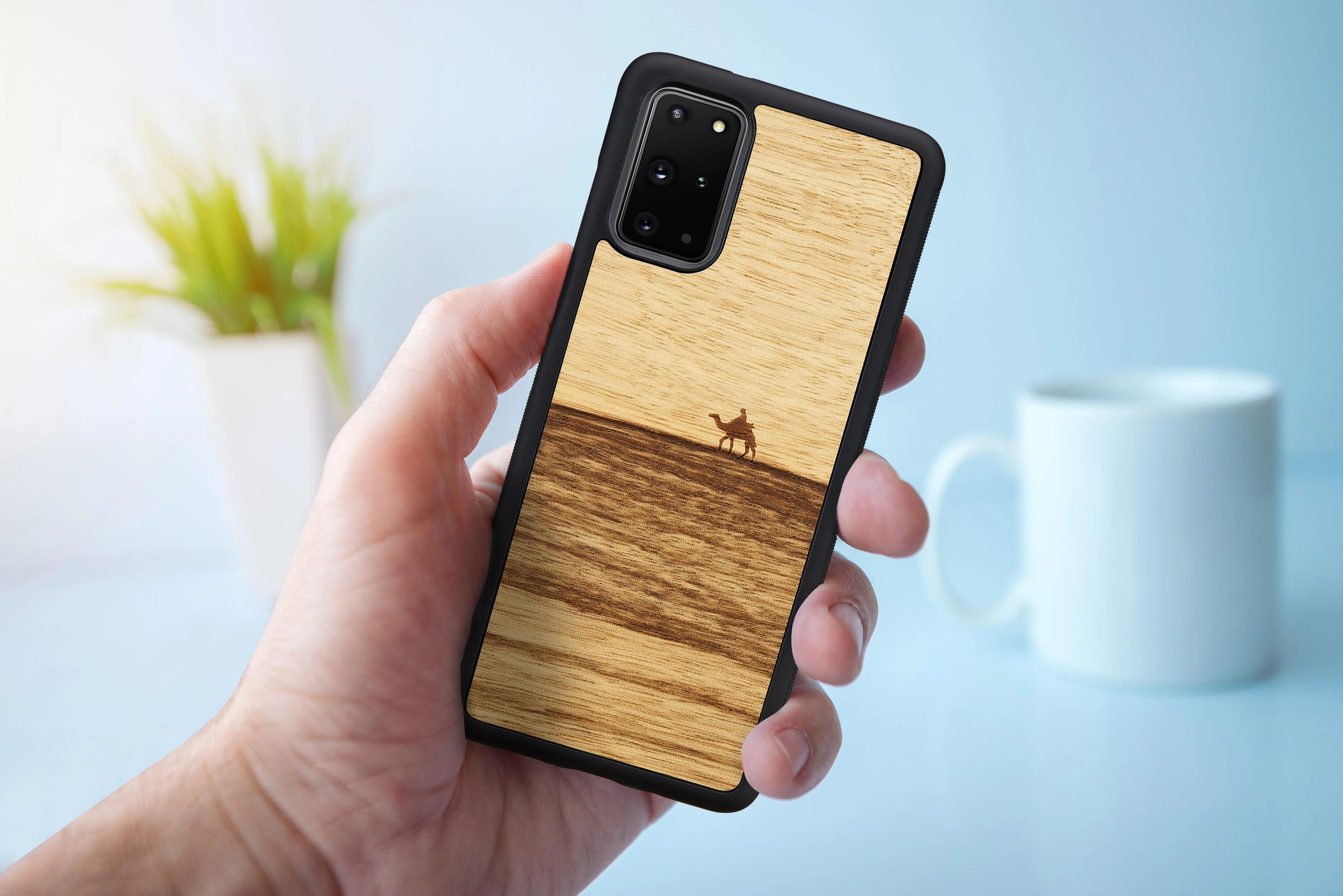 Dėklas MAN&WOOD case for Galaxy S20+ terra juodas